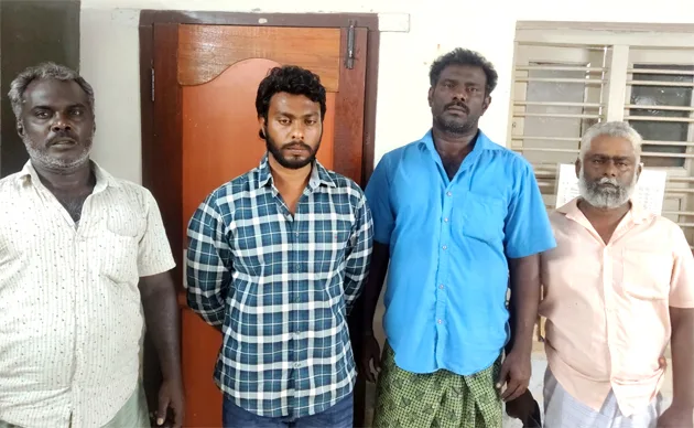 தூத்துக்குடியில் ₹1,000-க்கும் மேற்பட்ட போலி இன்சூரன்ஸ் பாலிசி மோசடி: லாரி அதிபர்கள் உட்பட 4 பேர் கைது!