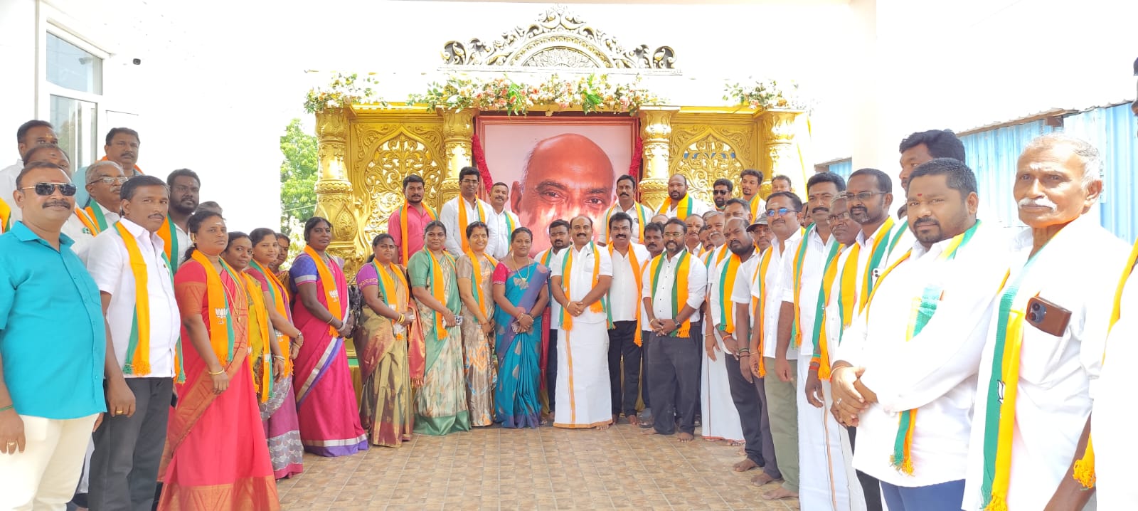 கர்மவீரர் காமராஜர் 124-வது பிறந்தநாள்: தூத்துக்குடியில் பா.ஜ.க. சார்பில் மாலை அணிவித்து மரியாதை