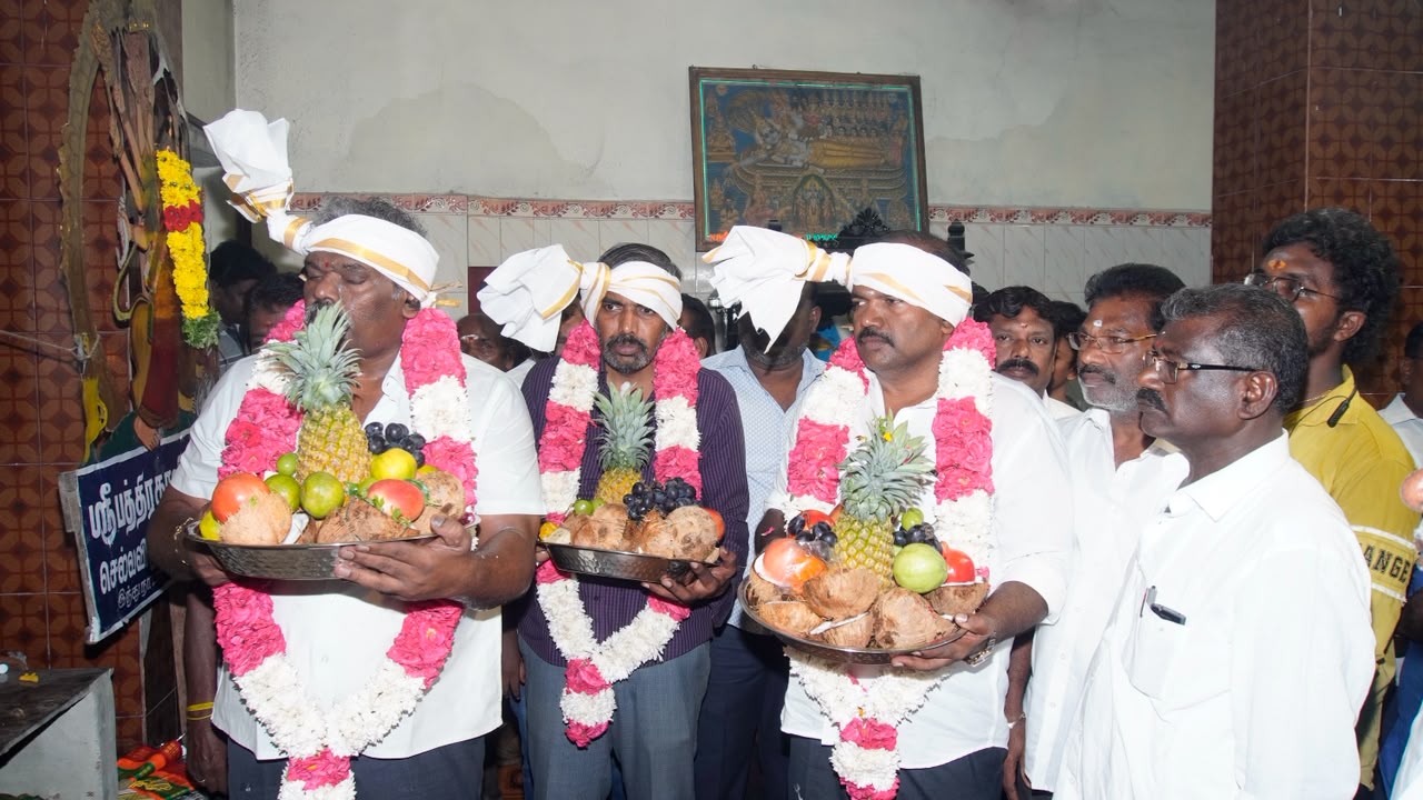தூத்துக்குடி நந்தகோபாலபுரம் செல்வநாயகபுரம் பத்திரகாளி அம்மன் திருக்கோயில் தசரா திருவிழா மேயா் ஜெகன் பொியசாமி பங்கேற்பு